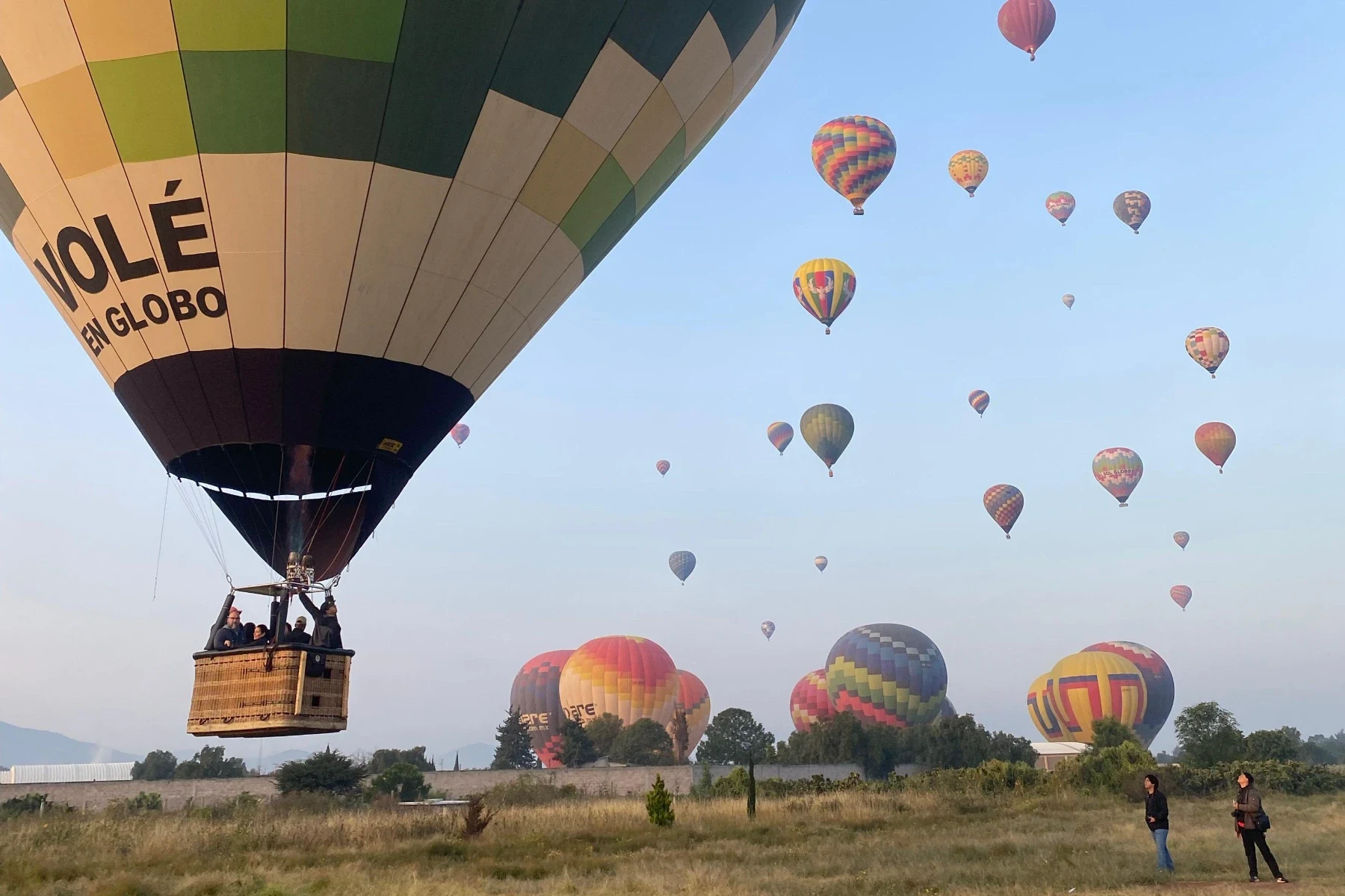 Experiencia Esencial: vuelo en globo al amanecer